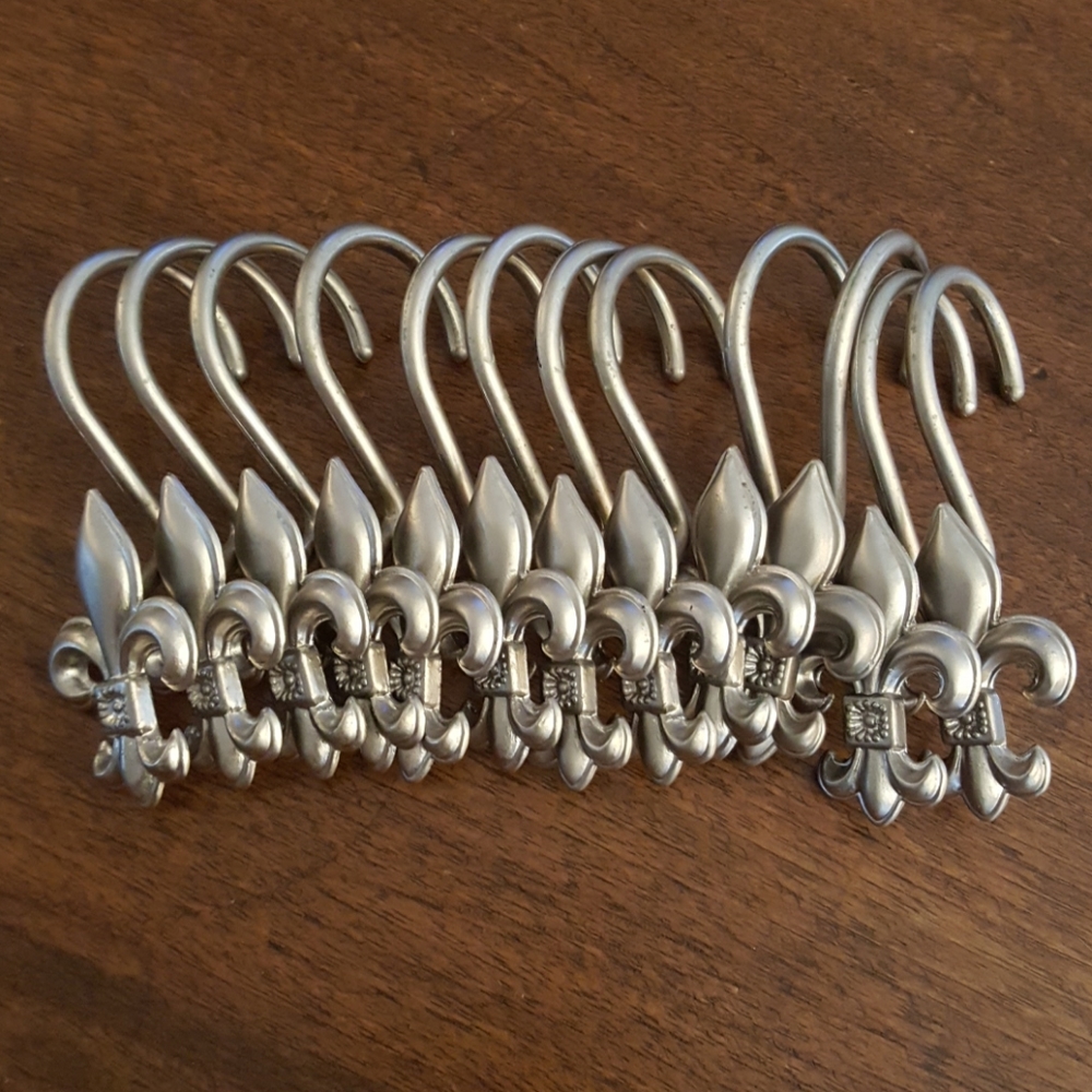 Fleur-de-lis shower curtain hooks